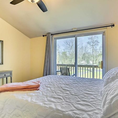 Peaceful Poconos Home With Lake And Pool Access! Long Pond 외부 사진