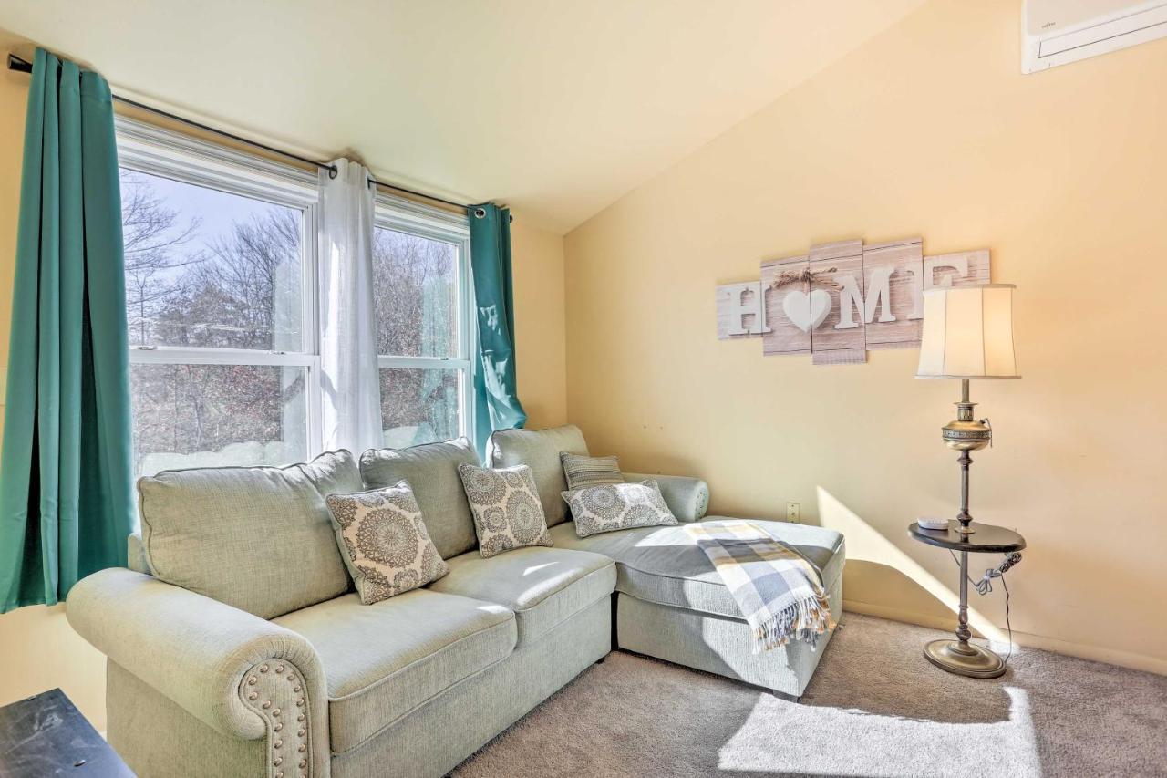 Peaceful Poconos Home With Lake And Pool Access! Long Pond 외부 사진