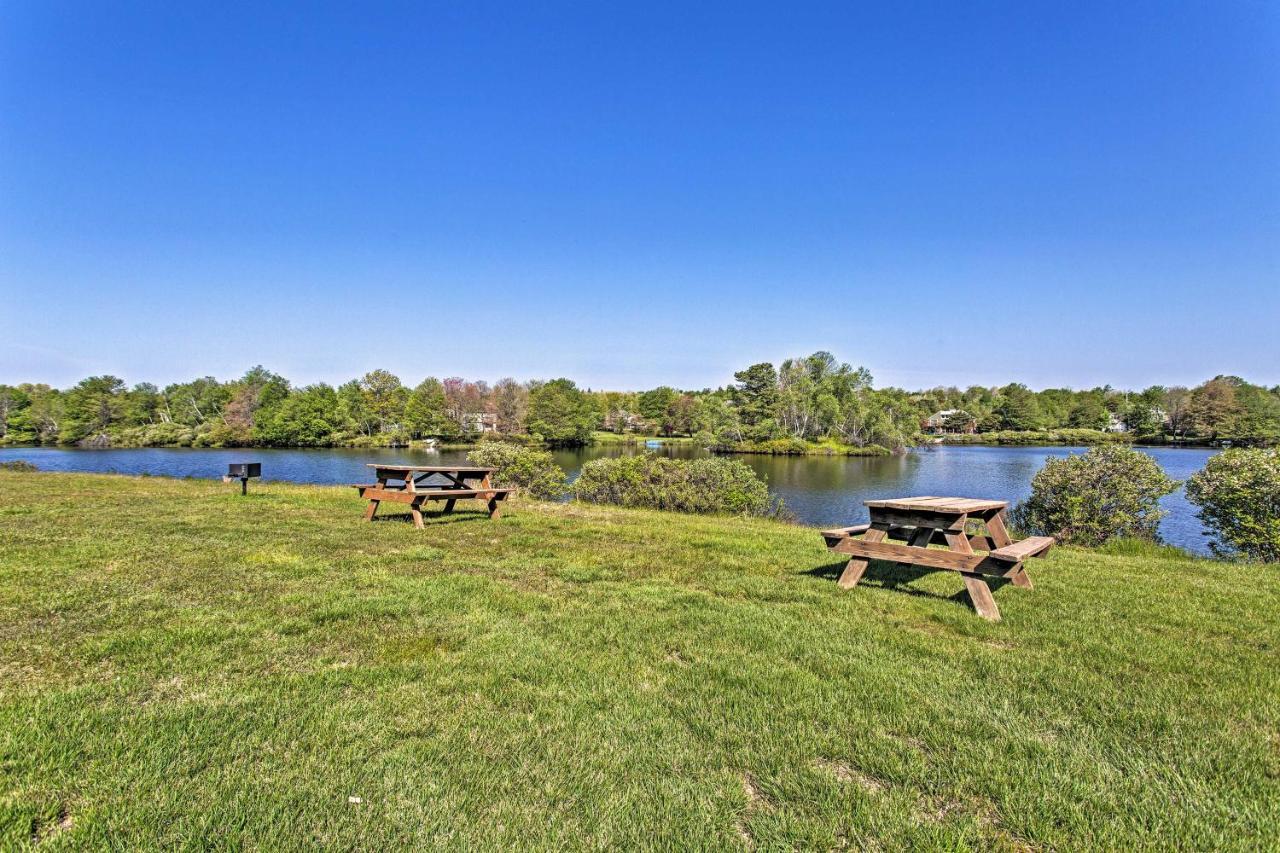 Peaceful Poconos Home With Lake And Pool Access! Long Pond 외부 사진